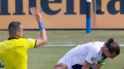 El VAR no perdonó a Zlatan